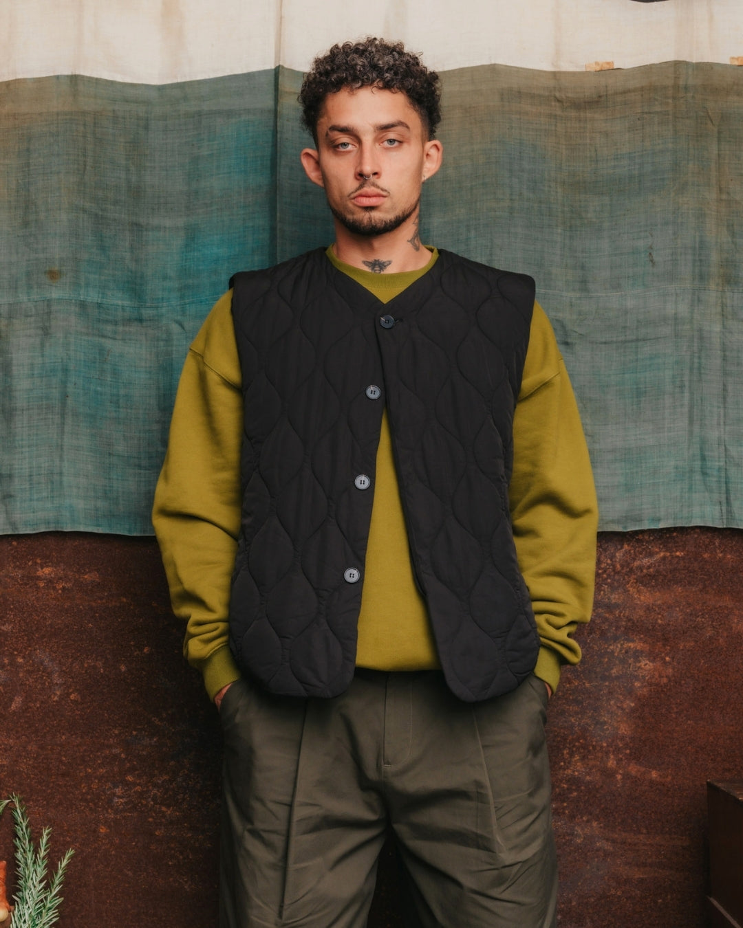 Axis Quilted Vest - Black