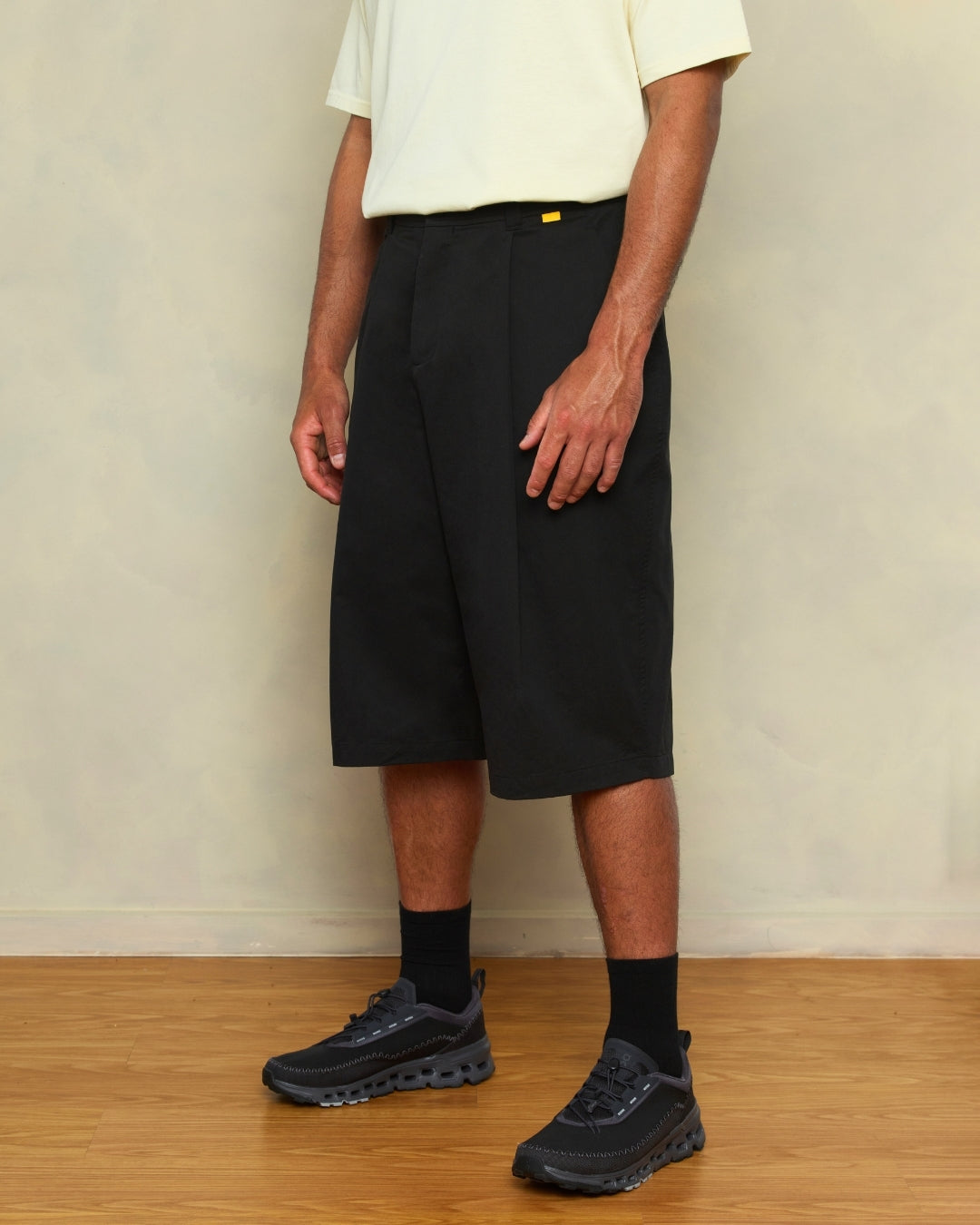 Kyoto Box Pleat Shorts - Black
